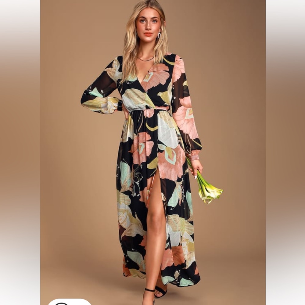 Lulu’s Wondrous Water Lilies Black Floral Print Maxi Dress